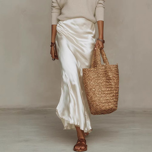 Ensemble robe deux pièces pour femmes, haut à manches courtes, robe en satin, tenue de travail élégante - Product Image 4
