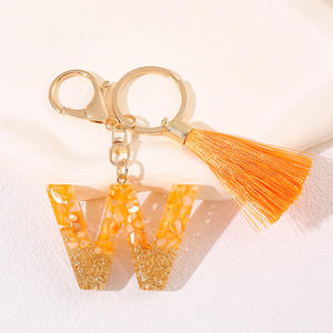 Moda letra <span class=keywords><strong>inicial</strong></span> resina llavero lujo personalizado borla huecograbado impresión coche llave chica bolso mochila colgante - Product Image 6