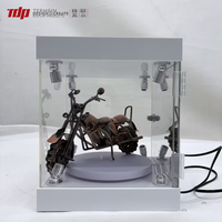 TERMEIN Vitrine en acrylique avec cadre en bois et éclairage LED réglable de luxe pour figurines, modèles, trophées