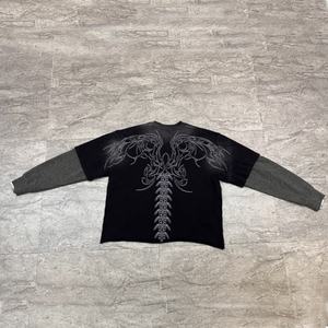 T-shirts graphiques vintage à ourlet brut, imprimés en DTG de haute qualité, personnalisés pour hommes, délavés à l'acide, double couche, manches longues - Product Image 3