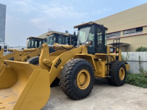 Real shot In-stock Used <b>CAT</b> 966F Loader,heavy <b>wheel</b> loading equipment with solid chassis and leak-free hydraulic system. - Product Image 3