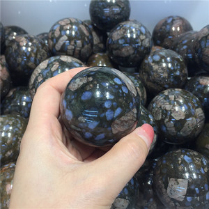Boules de cristal de <span class=keywords><strong>glaucophane</strong></span> polies en gros, sphère de guérison pour la décoration - Product Image 2