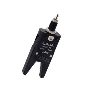 Thomas Mini Robotic Gripper Gr04.100 Pneumatic Clamp For Injection Molding Machine - Product Image 2