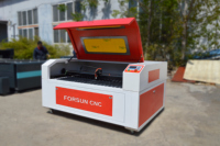 Machine de découpe et de gravure laser CO2 pour bois, MDF, contreplaqué, acrylique et plastique, avec 47% de réduction.
