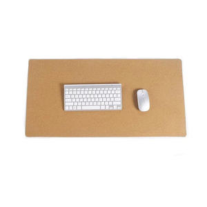 Tapis de souris en liège rectangulaire 700x300x2mm, antidérapant, imperméable, pour bureau - Product Image 1