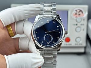 Relojes Mecánicos de Diseño de Alta Calidad Más Vendidos con Fase Lunar y Esfera Azul - Product Image 1