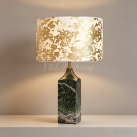 Lampe de table en marbre vert naturel, abat-jour cylindrique en tissu imprimé doré, lampe de bureau décorative de luxe pour hôtel, villa, chambre à coucher