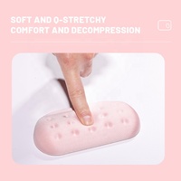 Tapis de jeu personnalisé de couleur rose avec design de trous, ensemble de tapis de bureau, tapis de souris, repose-poignet pour clavier, tapis de souris personnalisé pour le bureau