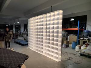 Vitrina de acrílico para exteriores mecanizable por CNC, estanterías de almacenamiento para artesanías, tira de luz opcional para muebles del hogar y recibidores. - Product Image 5