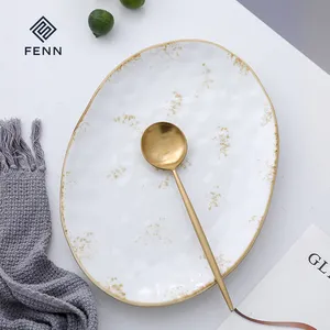 FENN Plateaux de service blancs en céramique faits à la main Assiette de 12 "Grand <span class=keywords><strong>plateau</strong></span> moderne pour plat de poisson Steak ou <span class=keywords><strong>homard</strong></span> Assiette en porcelaine - Product Image 1