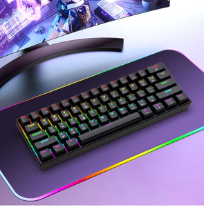 Venta al por mayor en stock ergonómico con cable 61 teclas retroiluminación Led Tpye-C 60 por ciento 60% ordenador Mini Teclado mecánico para juegos - Product Image 1