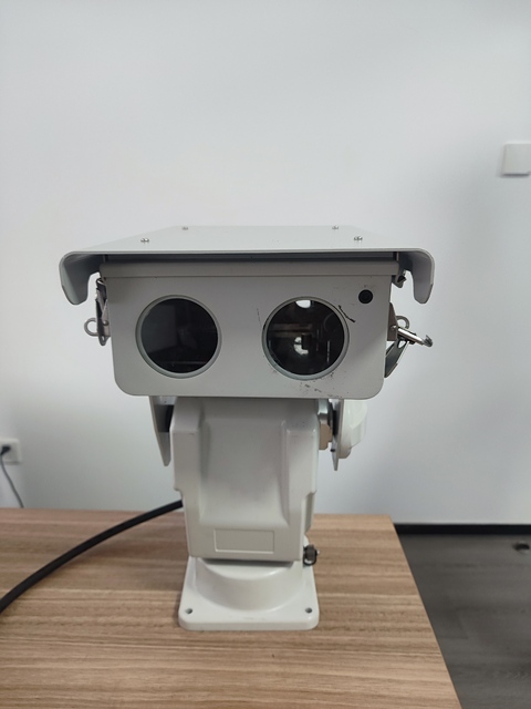 Long Range 2km Detection 2MP 33x Optical Zoom 5.5~180mm Network CVBS IP Thermal Imaging PTZ Accessories Tower-Mounted PTZ Camera