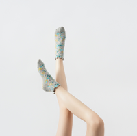 Chaussettes de yoga vintage à motif floral pour femmes, chaussettes de Pilates antidérapantes à revers volanté, avec grip en silicone en forme de cœur, chaussettes de cheville antidérapantes pour le sol