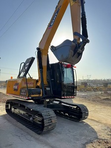 Excavadora de cadenas SANY SY135C con cucharón hidráulico de 1.2m de capacidad, motor Cummins, bomba y componentes principales, modelo usado de 13 toneladas, 2024 - Product Image 2