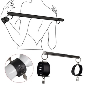 BDSM Sexy juguete esposas juego de sujeción con barra esparcidora de cuero negro tobillo de acero inoxidable mujeres fetiche <span class=keywords><strong>Bonda</strong></span> - Product Image 1