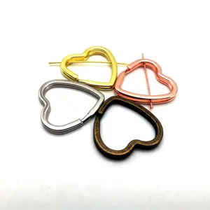 Sang Trọng Keychain Phụ Kiện Kim Loại Bạc Phẳng Chia Vòng Chìa Khóa Số Lượng Lớn Tự Làm Brass Keyring Trái Tim - Product Image 1
