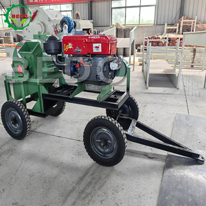 Beliebt in Rumänien <span class=keywords><strong>CE</strong></span>-Zertifiziert 15PS/28PS Dieselmotor Holzhäcksler Zerkleinerer Sägemehl-Zerkleinerer Hocheffizienter Holzzerkleinerer - Product Image 4