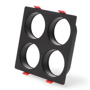 Faretto da incasso a 4 luci da 10W, design moderno e facile da installare, ideale per l'illuminazione di ambienti e decorazioni d'accento. - Product Image 1