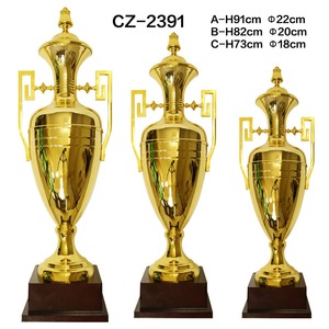 2023 Venta caliente metal World Sports Award <span class=keywords><strong>copa</strong></span> <span class=keywords><strong>de</strong></span> trofeo <span class=keywords><strong>de</strong></span> metal para <span class=keywords><strong>campeones</strong></span> trofeo <span class=keywords><strong>de</strong></span> gran tamaño con Base <span class=keywords><strong>de</strong></span> madera - Product Image 2