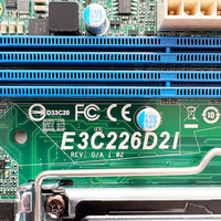 ASRock E3C226D2I REV.G/A1.02 prend en charge les processeurs Intel Xeon E3-1200 v3/v4, Core i7, i5/i3, Pentium/Celeron de 4e et 5e génération.