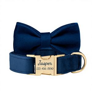 Ensemble laisse et nœud papillon personnalisé pour chien, collier en velours bleu marine, nom de l'animal gravé, boucle en métal - Product Image 1