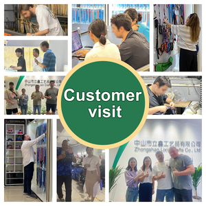 Pin de Solapa Personalizado con Logotipo de Club Deportivo, Liga de Fútbol, Pin de Esmalte Brillante para Regalo o Recuerdo - Product Image 5