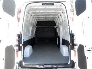 Nouveau Geely Farizon Super Electric Van Refrigerator Van 68kWh - Product Image 6