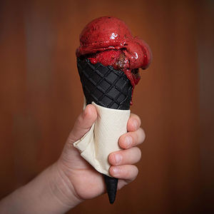 กระดาษเช็ดปากสีสําหรับงานเลี้ยงอาหารค่ํา/งานเลี้ยงวันเกิด OEM ส่วนบุคคล 1 ชั้นกระดาษเช็ดปาก - Product Image 4