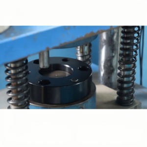 ชุดย<span class=keywords><strong>ก</strong></span>ฝา<span class=keywords><strong>ก</strong></span>ระโปรงหน้าอัตโนมัติ4X4สำหรับไฮลั<span class=keywords><strong>ก</strong></span>ซ์ <span class=keywords><strong>Revo</strong></span> 2015-On - Product Image 5