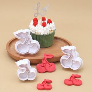 Lot de 3 <span class=keywords><strong>emporte</strong></span>-pièces écologiques en plastique pour biscuits, résistants au lave-vaisselle, design créatif cerise printanière - Product Image 1