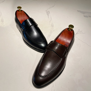 Chaussures de créateur en cuir pour hommes, chaussures de mariage formelles et décontractées de haute qualité les plus vendues - Product Image 2