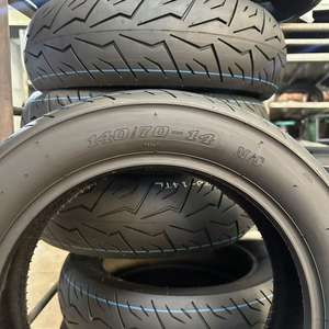 <span class=keywords><strong>ยาง</strong></span>สกู๊ตเตอร์ 140/70-14 ยี่ห้อ Grittread - ระยะทางวิ่งได้ไกล 30000 กม. - ผู้ผลิตจัด<span class=keywords><strong>ส่ง</strong></span>รวดเร็ว - สั่งซื้อจำนวนมากสำหรับผู้จัดจำหน่าย - Product Image 4