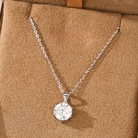 Kalung Liontin Lingkaran Moissanite Perak S925 Enam Cakar Rantai Klavikula Pasokan Langsung Pabrik Mewah Elegan Serbaguna