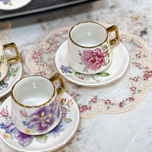 Tasses à thé et soucoupes personnalisées en porcelaine de Chine neuve, à motif espresso imprimé sur mesure, avec bordure dorée et poignée, 90cc, couleurs vives - Product Image 3