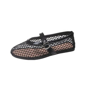 Sandales plates d'été noires pour femmes, style Mary Jane, à bout pointu, avec bride à boucle et semelle intérieure en maille, chaussures habillées - Product Image 3
