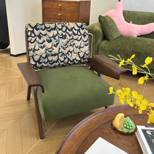 Canapé de luxe au design vintage, fauteuil en velours avec accoudoirs en bois, salon, hôtel, appartement, café, fauteuil de salon, canapé de détente - Product Image 4