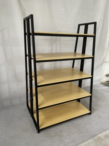Étagère de présentation en bois blanc à cinq niveaux avec cadre métallique plaqué or pour la vente au détail et l'organisation de rangement à domicile - Product Image 3