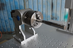 31% de réduction Mini machine de marquage de plaques nominatives, machine de gravure laser pour bracelets, machine de gravure laser CNC 20W, étiquettes d'oreille pour bétail à prix abordable - Product Image 4