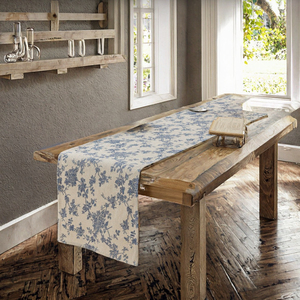 Camino de Mesa de Lino y Algodón con Diseño Floral Retro Azul y Blanco para Uso en el Hogar y Hoteles, Venta al Por Mayor - Product Image 3