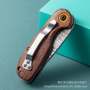 มีดพับเหล็กดามัสกัสสำหรับดรอปชิปปิ้งบน Shopify ความแข็งสูง เหมาะสำหรับตั้งแคมป์ พกพา ใช้แล้วทิ้งได้  มีดผลไม้ ด้ามไม้แพร์ อุปกรณ์กลางแจ้ง - Product Image 3