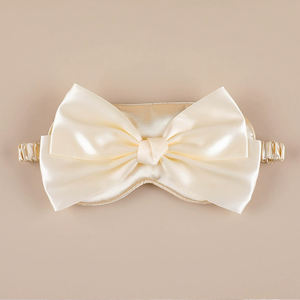 हाथ की आंख का मास्क, सिंथेटिक रेशम नेत्र मास्क, साइड स्लीपरों के लिए समायोज्य लोचदार लोचदार बैंड के साथ गहरी आराम करने वाला नेत्र मास्क. - Product Image 1