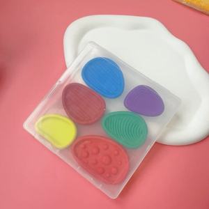 Jouet sensoriel en silicone à texture douce, très demandé, pour la relaxation et le soulagement de l'anxiété - Product Image 2