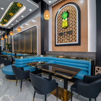 Fabricant de canapés commerciaux haut de gamme de luxe, sièges de restaurant en cuir bleu, table en marbre doré et chaise en métal