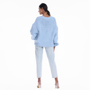 <span class=keywords><strong>Cardigan</strong></span> <span class=keywords><strong>blu</strong></span> di design personalizzato 2025 da donna a manica lunga maglione allentato all'uncinetto stile Casual invernale lavorato a mano <span class=keywords><strong>blu</strong></span> per le donne - Product Image 2