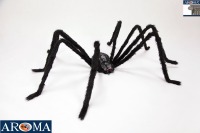 AROMA Araignée géante réaliste en fourrure noire de 63 pouces pour décorations d'Halloween, pour des présentations effrayantes, décoration intérieure ou extérieure, mur, balcon