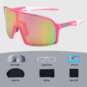 Prix <span class=keywords><strong>d</strong></span>'usine Vente Lunettes de soleil de sport Lentille PC Lunettes de soleil de cyclisme Femmes Hommes Lunettes <span class=keywords><strong>d</strong></span>'extérieur Prix bon marché en vente - Product Image 4