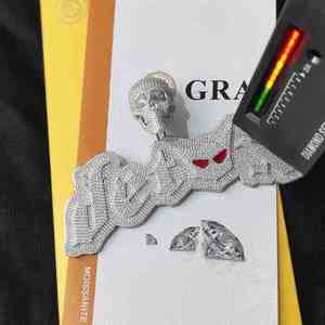 จี้เพชรโมอิสซาไนต์แบบวินเทจดีไซน์ใหม่สั่งทำพิเศษ ประดับเพชร VVS เงินแท้ 925 สำหรับผู้ชาย เครื่องประดับฮิปฮอป - Product Image 3