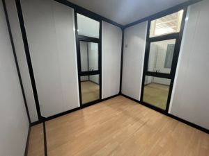 <span class=keywords><strong>Maison</strong></span> préfabriquée extensible de 20 pieds et 40 pieds, chalet Piccolo avec 2 <span class=keywords><strong>à</strong></span> <span class=keywords><strong>3</strong></span> <span class=keywords><strong>chambres</strong></span>, salle de bain et cuisine <span class=keywords><strong>à</strong></span> <span class=keywords><strong>louer</strong></span>, <span class=keywords><strong>maison</strong></span> préfabriquée en conteneur - Product Image 3