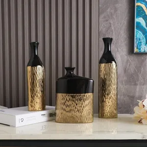 Wohnkultur Gold Keramik Vase Hohl blumenvase Raum dekoration Herzstück Figuren Ornament Moderne dekorative Vasen