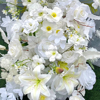 Sunwedding Chemin de table en fleurs artificielles en soie de haute qualité, roses blanches, pour mariage, remise de diplôme, Pâques